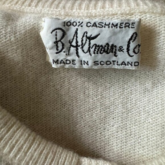 Vintage 1950s B. Altman & Co Cream 100% Cashmere Cardigan Made in Scotland Sz XS - Picture 2 of 5